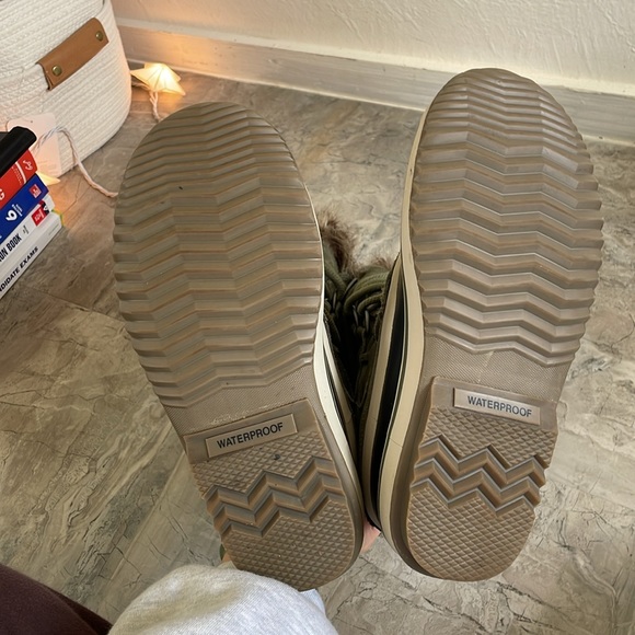 SOLD - Picture 7 of 8